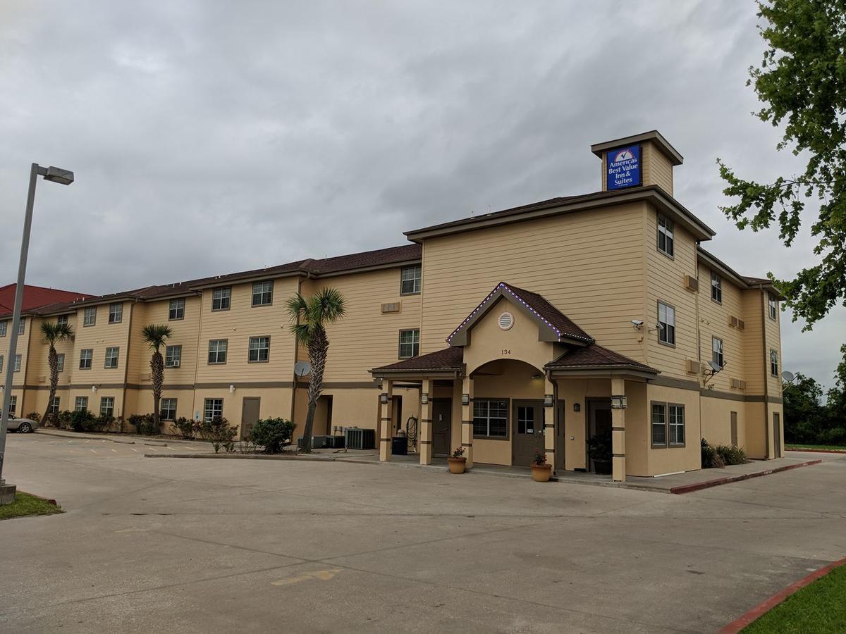 Hotel Americas Value & Suites-winnie Winnie