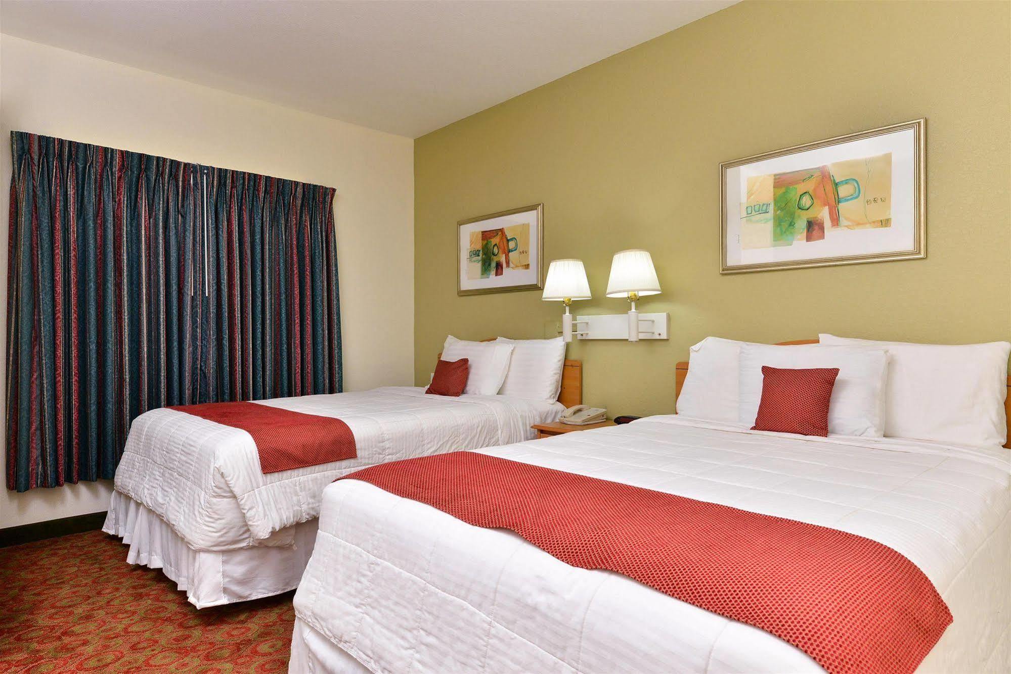 Hotel Americas Value & Suites-winnie