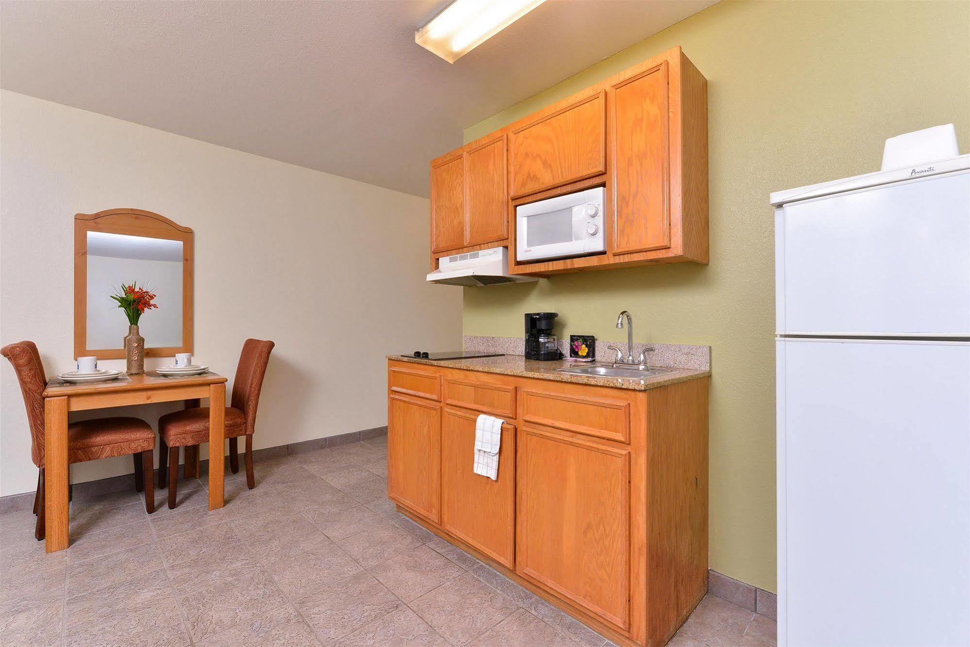 Hotel Americas Value & Suites-winnie 2*